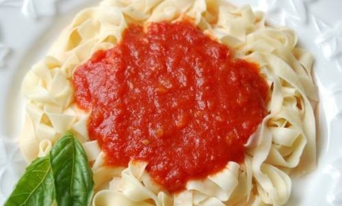 Диетическая подлива к макаронам – два вкусных рецепта