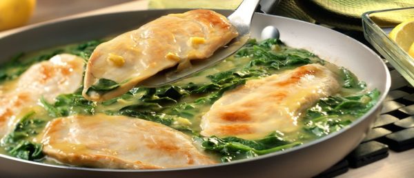 Рецепты наших читателей. Курица с фетой и шпинатом