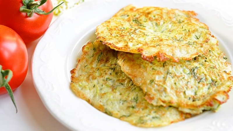 Вкусные оладьи с луком из овсяных хлопьев